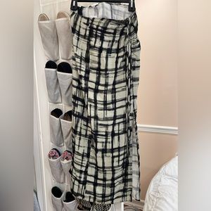 Long skirt (new, with tag)